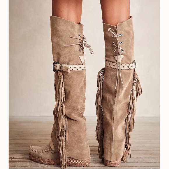 EL VAQUERO ITALY BOOTS, SIZE 6 - Picture 2 of 8